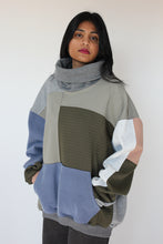 Load image into Gallery viewer, Sweatshirt | XL